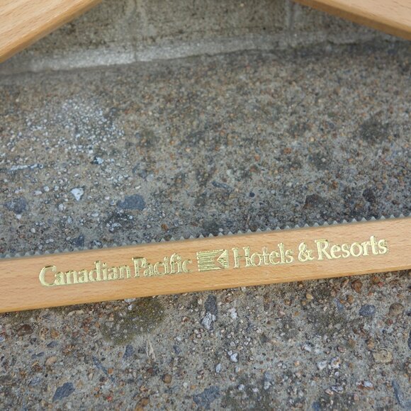 Vintage Canadian Pacific Hotels & Resorts Wood Hanger - Picture 3 of 13